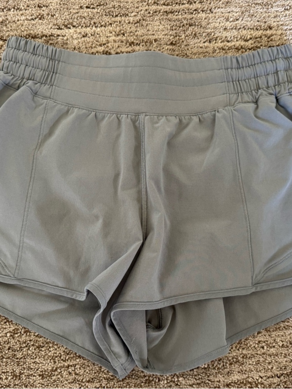 lululemon athletica Hotty Hot High Rise 2.5” Shorts - Rhino Grey